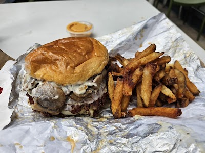 Burgers n' Fries Forever | 👍 - 4.2/5 - 1733 Reviews | 106 John St Unit ...