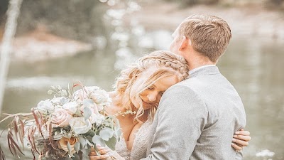 Rossi Events & Weddings (Rose Creek Cottage 1900)