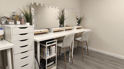 Makeup School by Inna