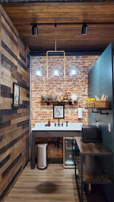 Sapphire Interiors llc
