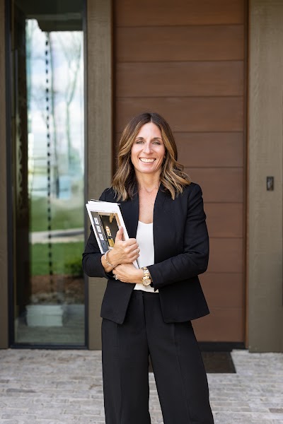Katie Myers, Realtor