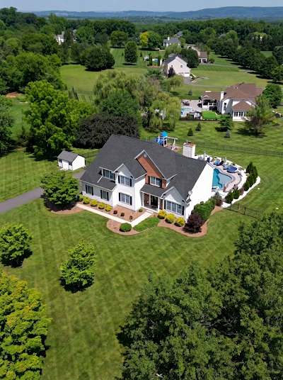Apex Roofing Solutions - Woodland Park