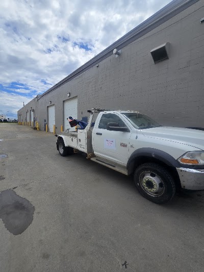 Amber Towing YEG