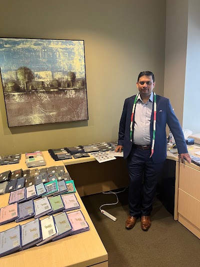 Raymik Custom Tailor