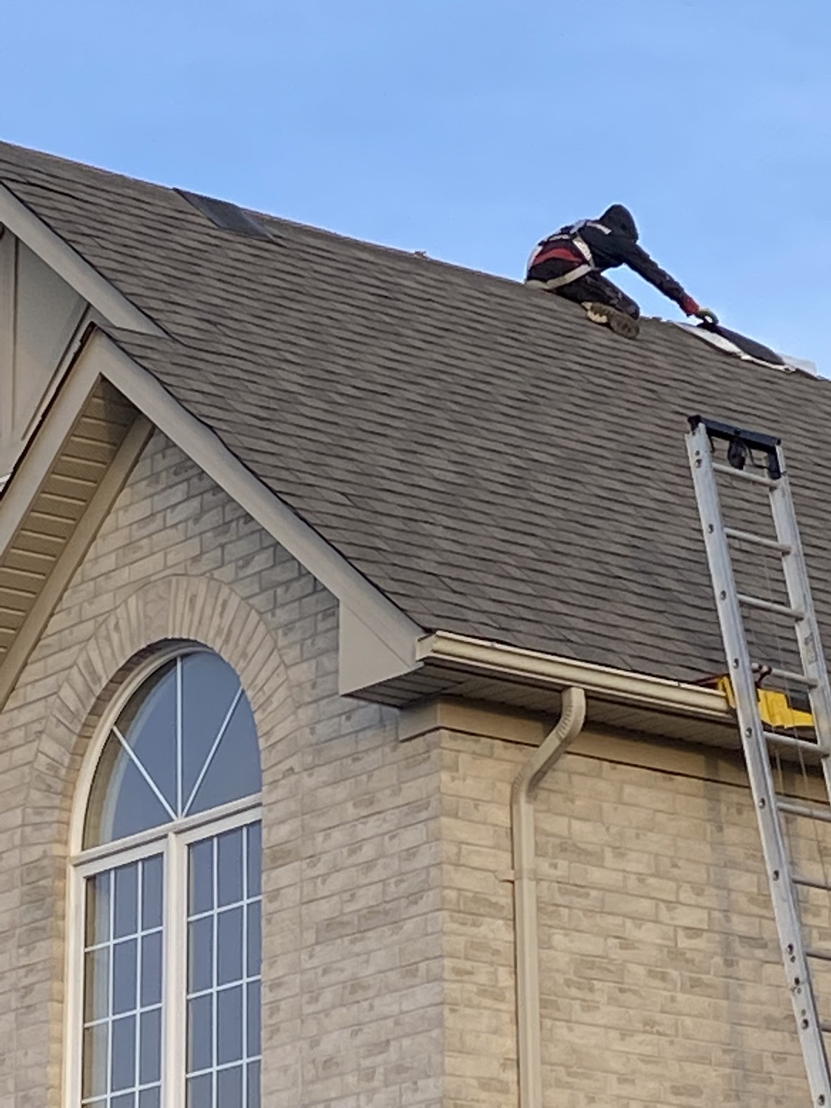 Straight Arrow Roofing