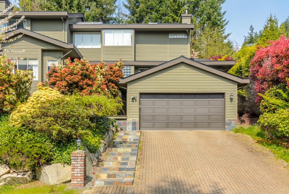 Chris Garage Door And Gates Repair