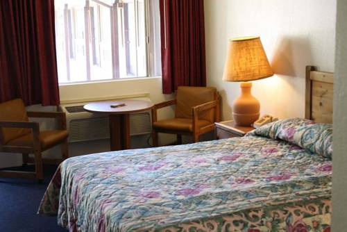 Cambridge Inn Motor Lodge