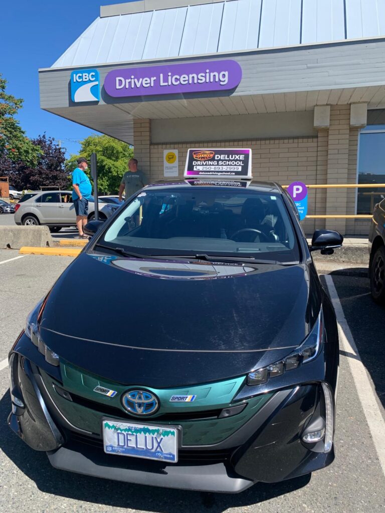 Deluxe Driving School