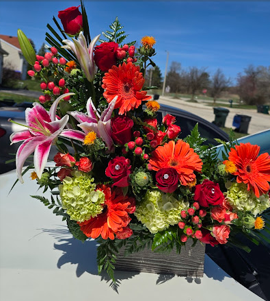 Lesly flowers Gurnee llc