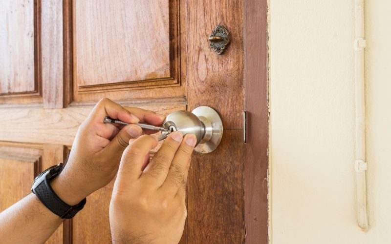 Locksmith Automotive Service