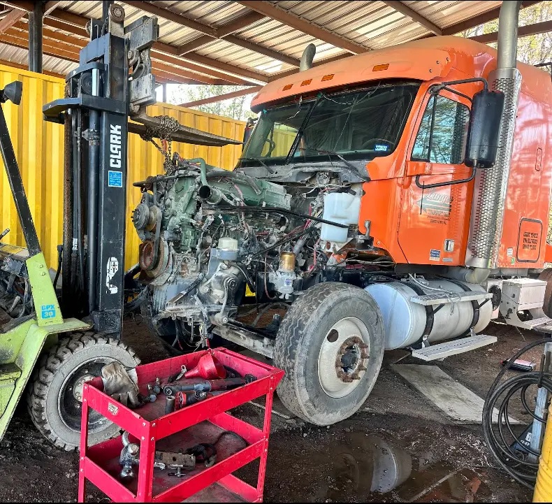 JP Semi Truck Repair