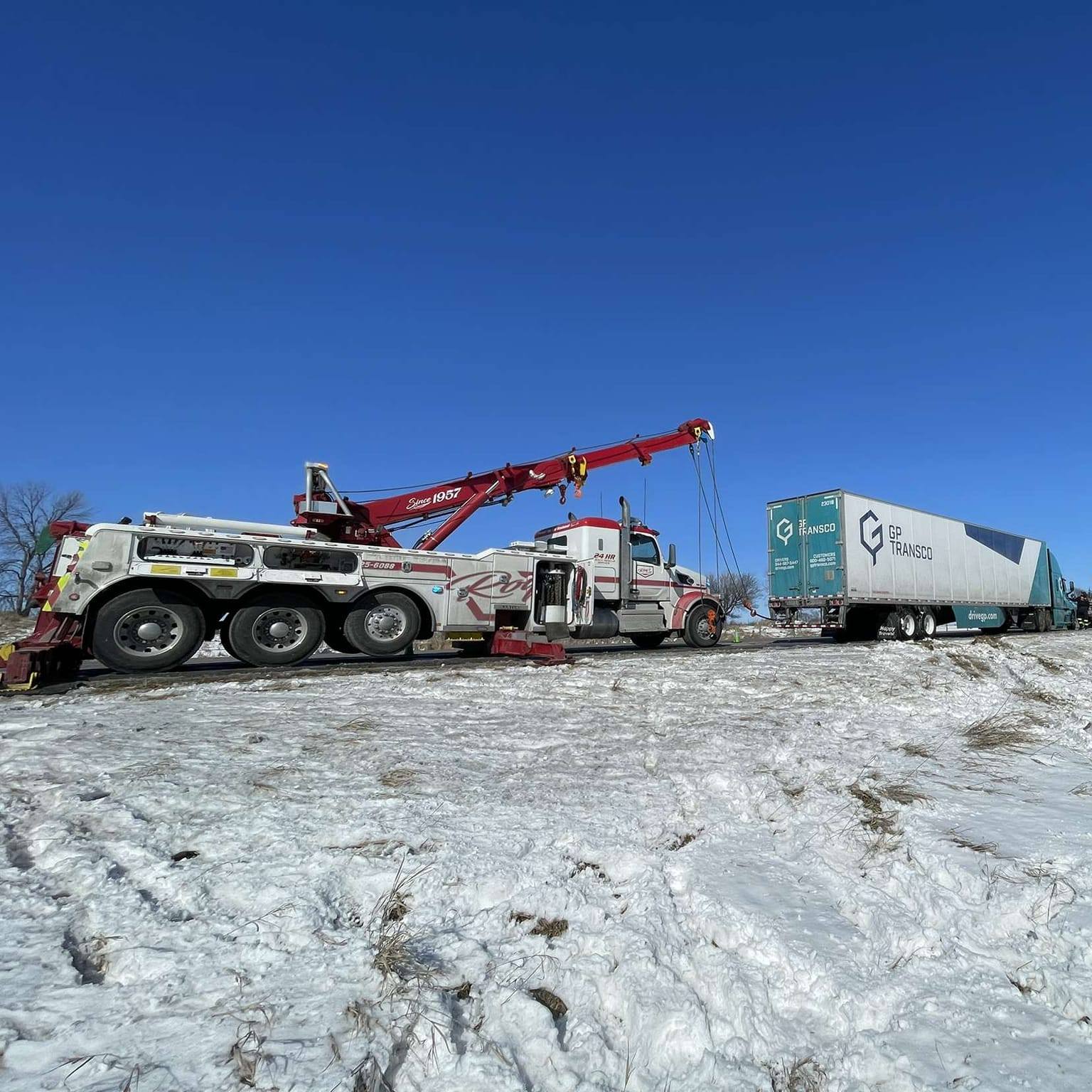 Roy's Towing and Recovery