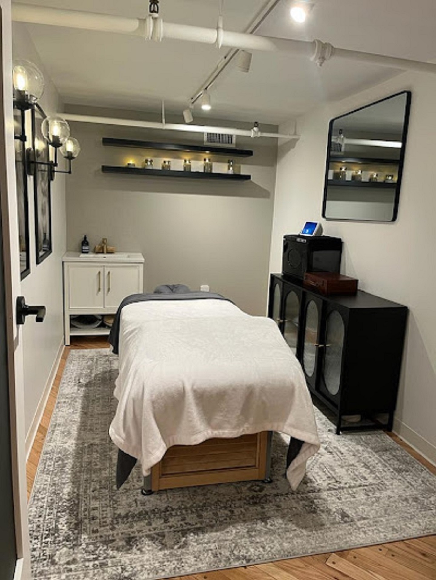Alpha Massage & Wellness