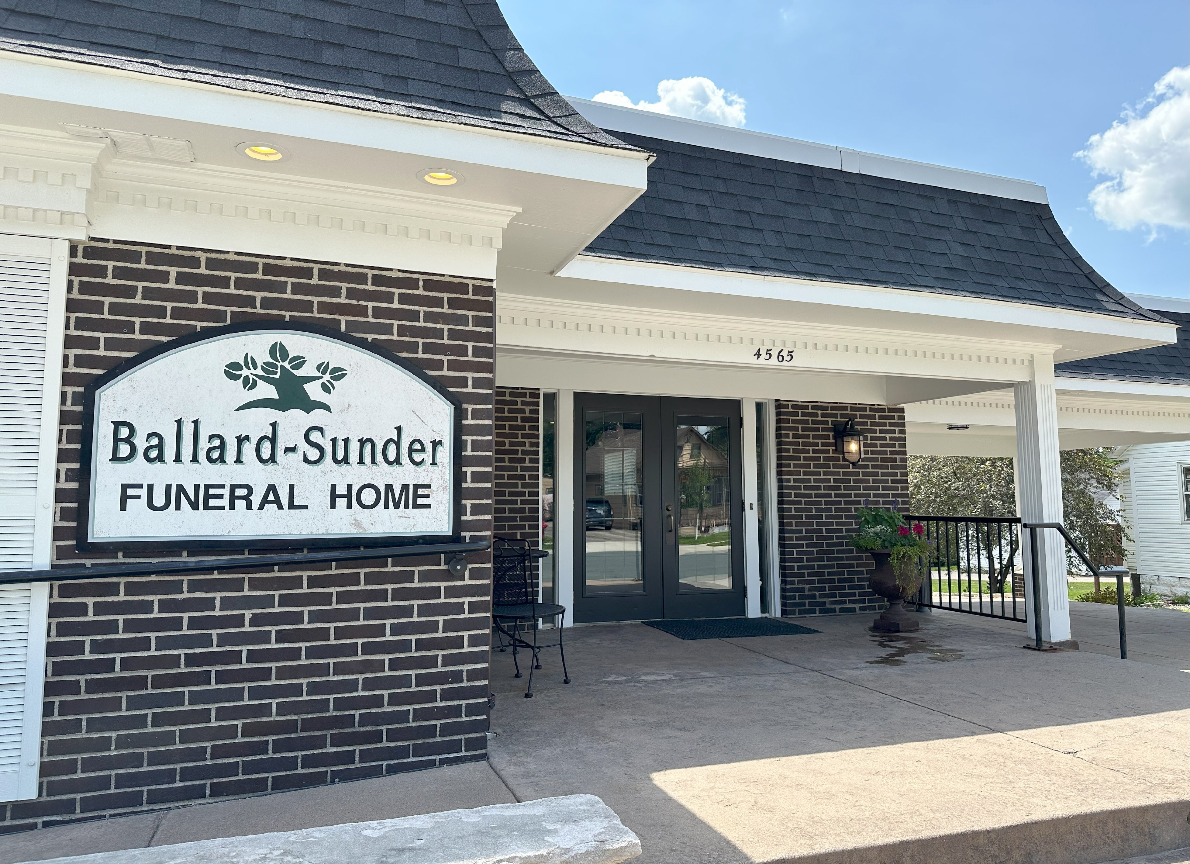 Ballard-Sunder Funeral & Cremation