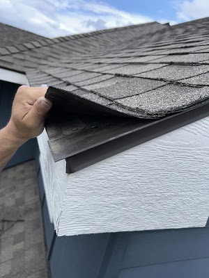 Strom Roofing LLC
