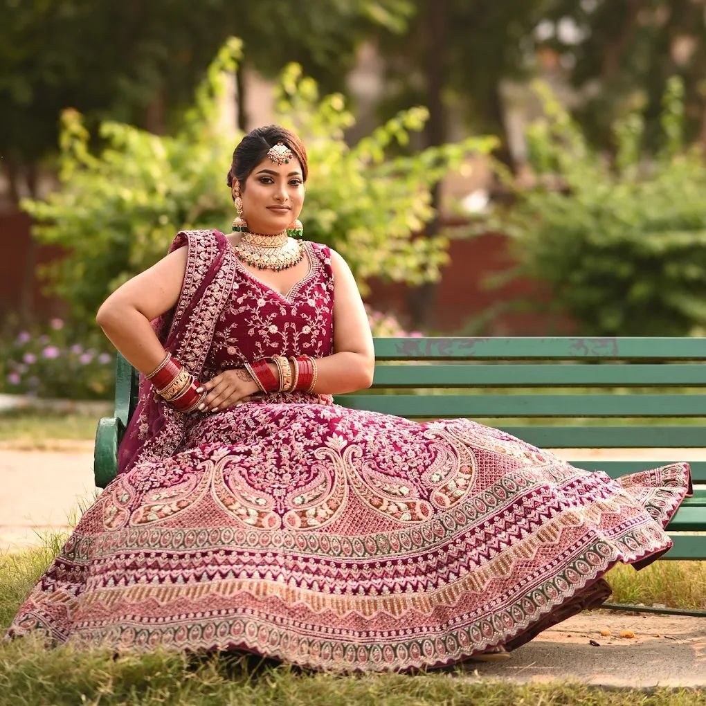 Lakme Academy Powered By Aptech Bathinda:-Best Makeup Academy in Bathinda