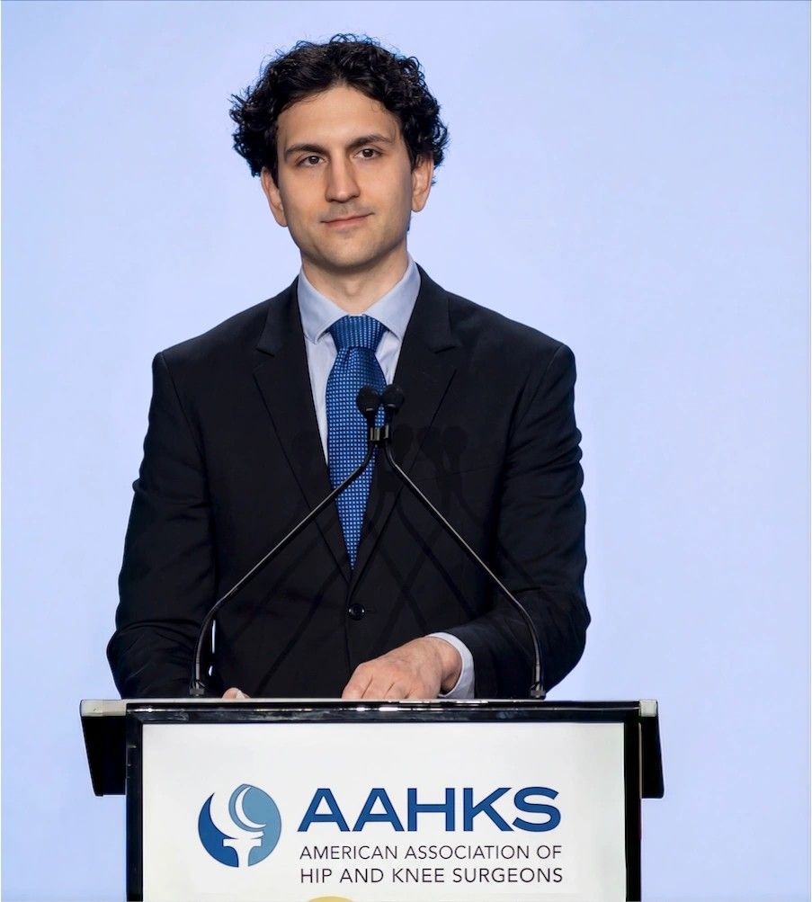 Leo Zalikha, MD