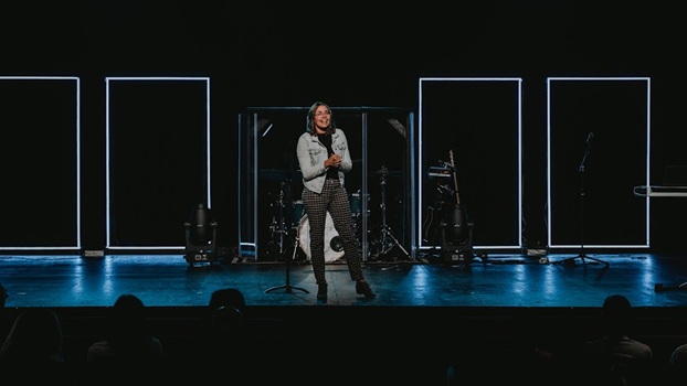 2|42 Community Church | Taylor