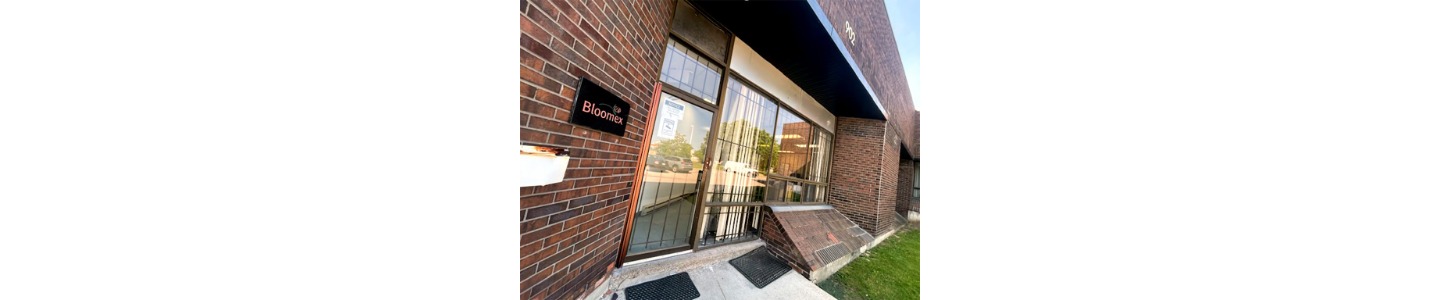 Bloomex Toronto Flowers & Gift Baskets