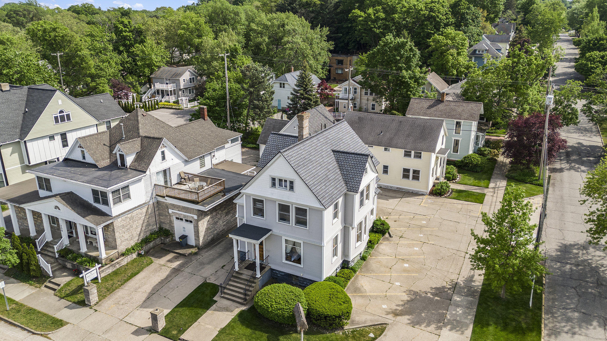 Grand Harbor Apartments