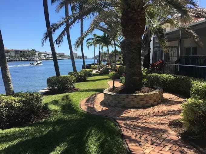 Quality Lawncare & Landscaping
