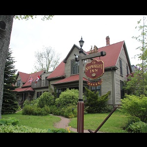 Shipwright Inn