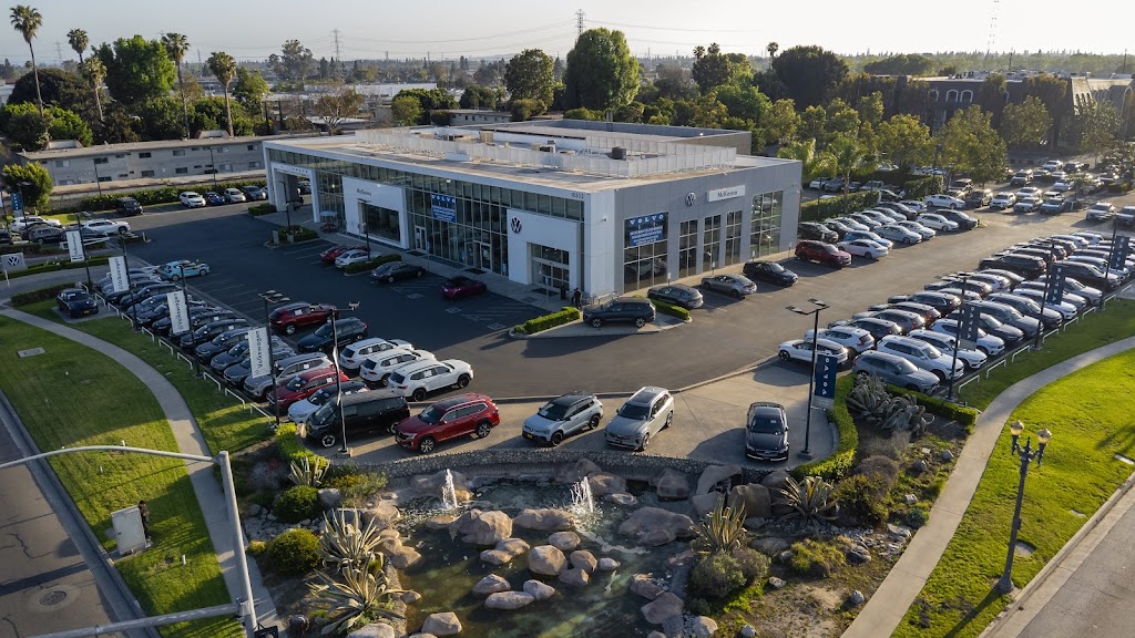 Volvo Cars Cerritos