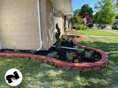 Zenon's Landscape & Outdoor Services