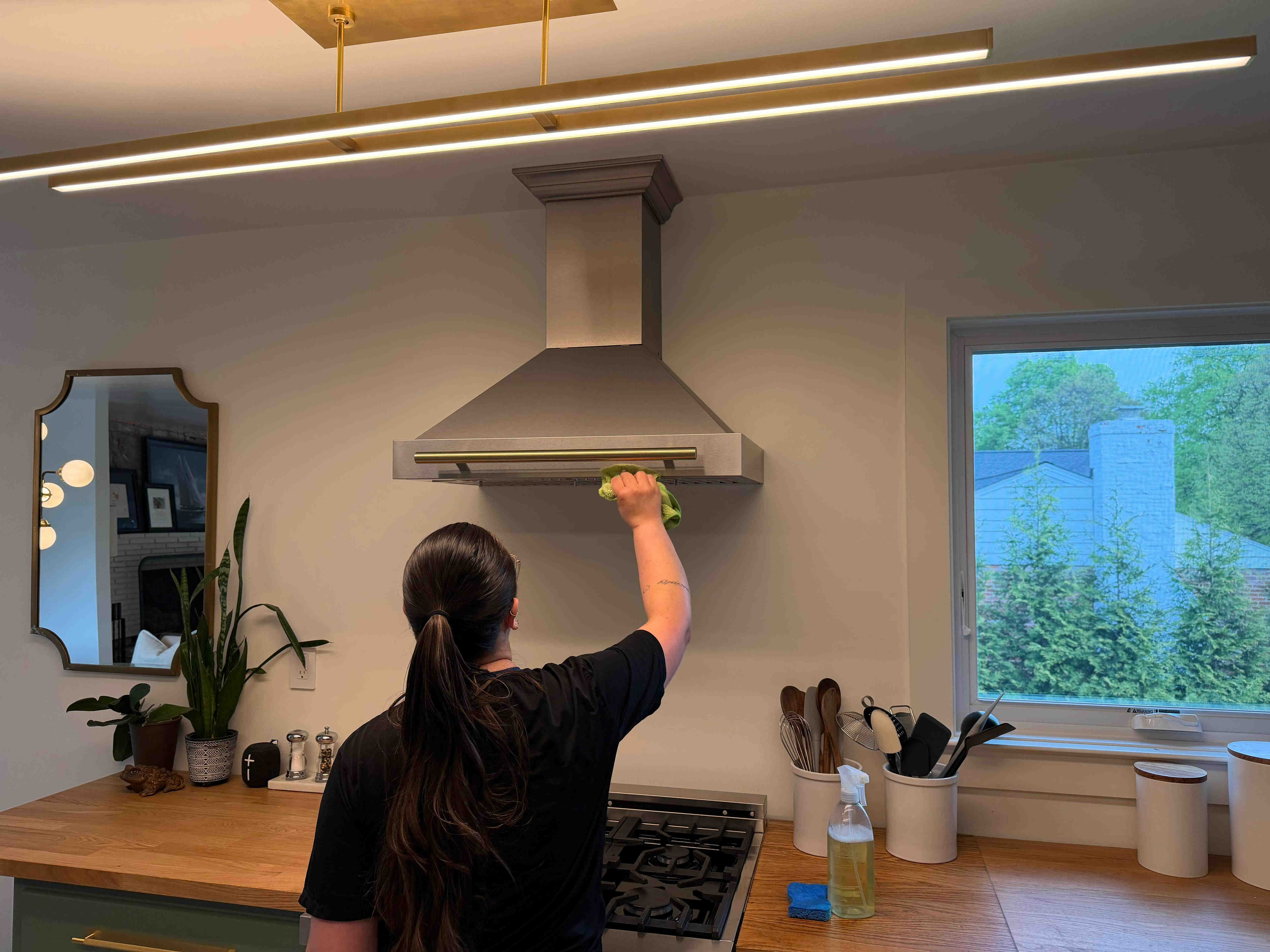 Charlots Cleaning Services