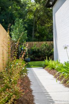 Flora Landscape Contractors LLC