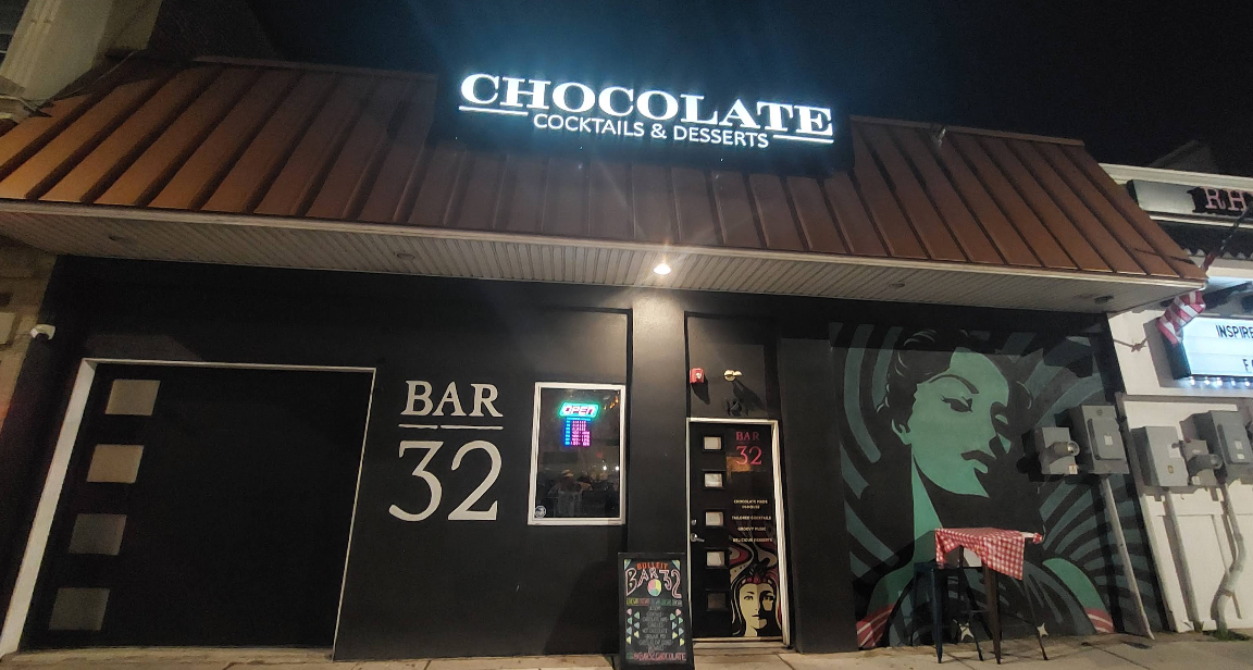 Bar 32