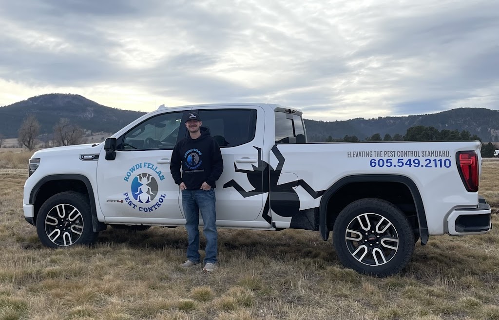 Rowdi Fella's Pest Control