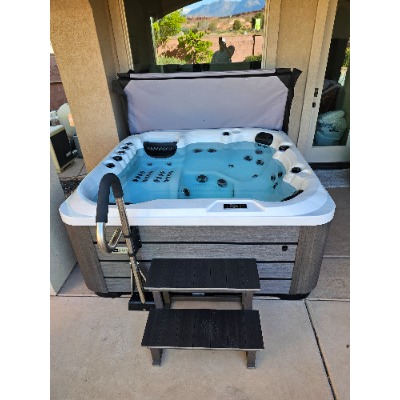 Country Luxx Spas