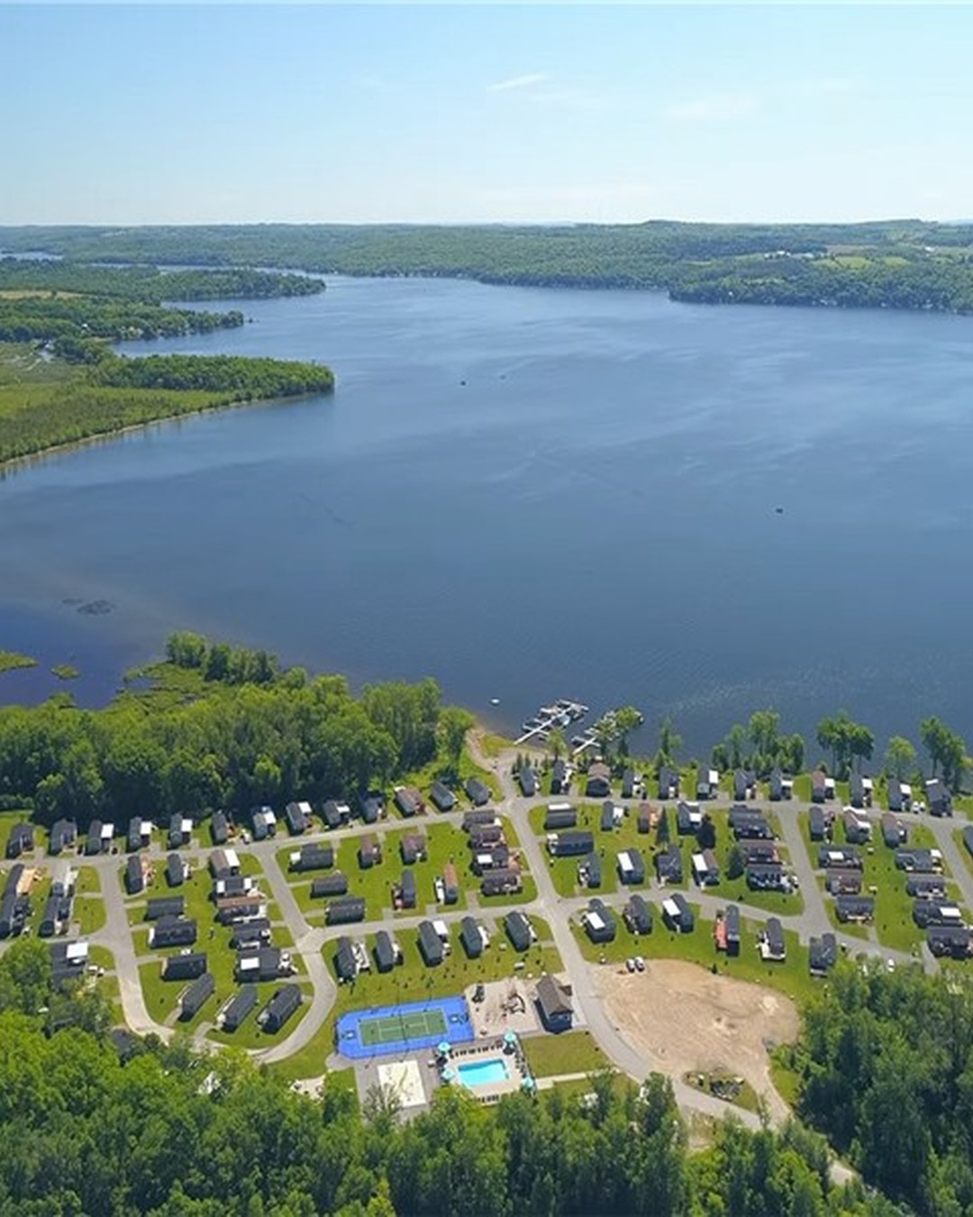 Mildred's Lakefront Resort Cottage