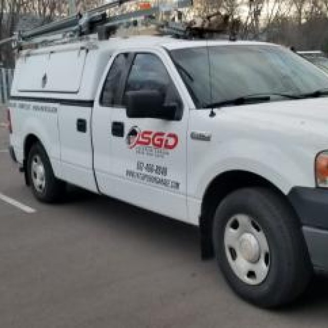 Superior Garage Door Repair - Hopkins