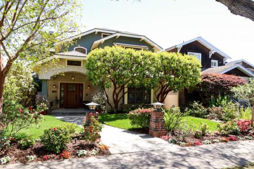 Ecosystem Landscaping & Design