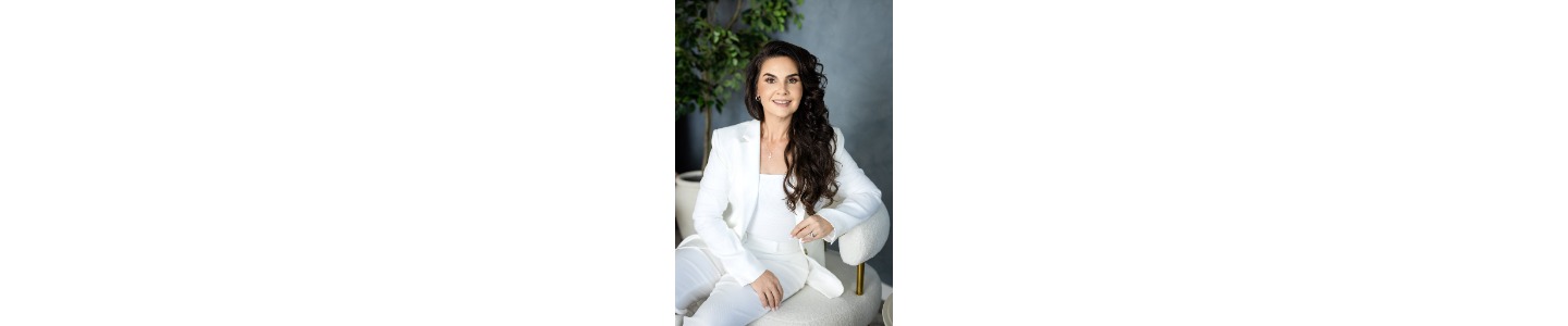 Alexis Honeycutt, LMHC | Certified Gottman Therapist