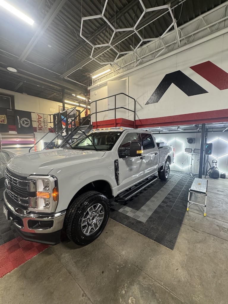 Pristine and Clean Auto Detailing