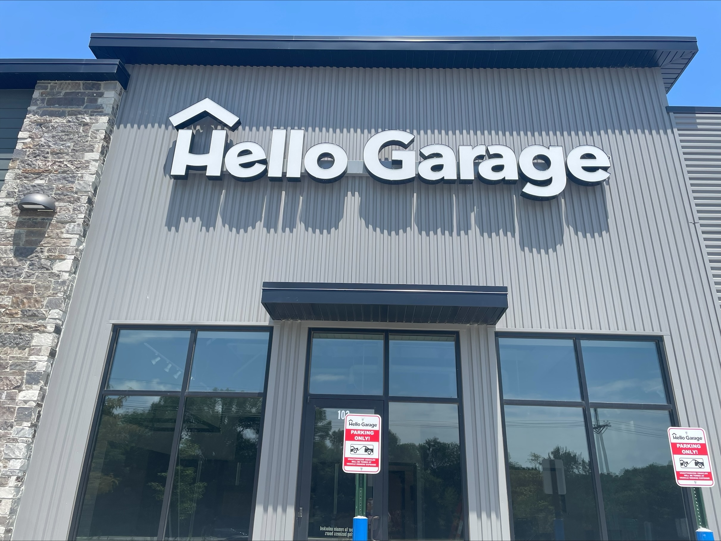 Hello Garage of Omaha