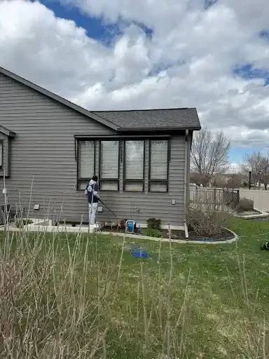FineTouchWindowcleaningservices