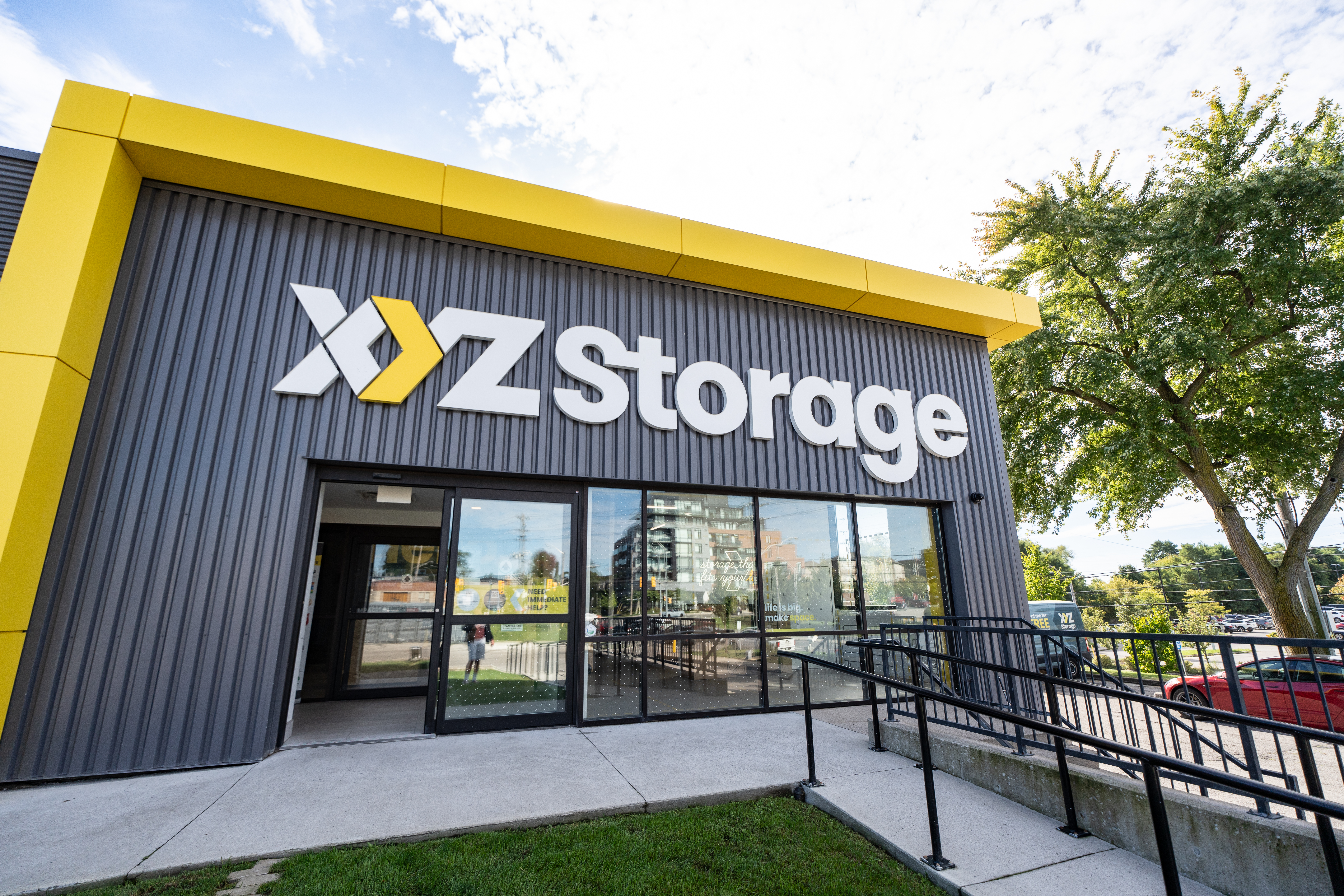 XYZ Storage Toronto Midtown