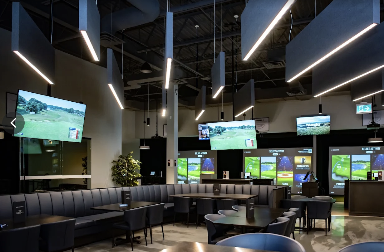 Silverwood's Golf and Lounge
