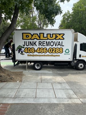 Dalux Junk Removal & Hauling