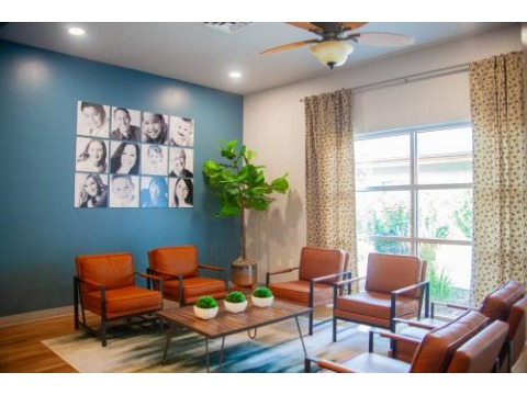 SmileWorks Comprehensive Dentistry