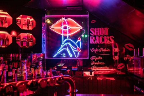 Metropolis Gentlemans Strip Club