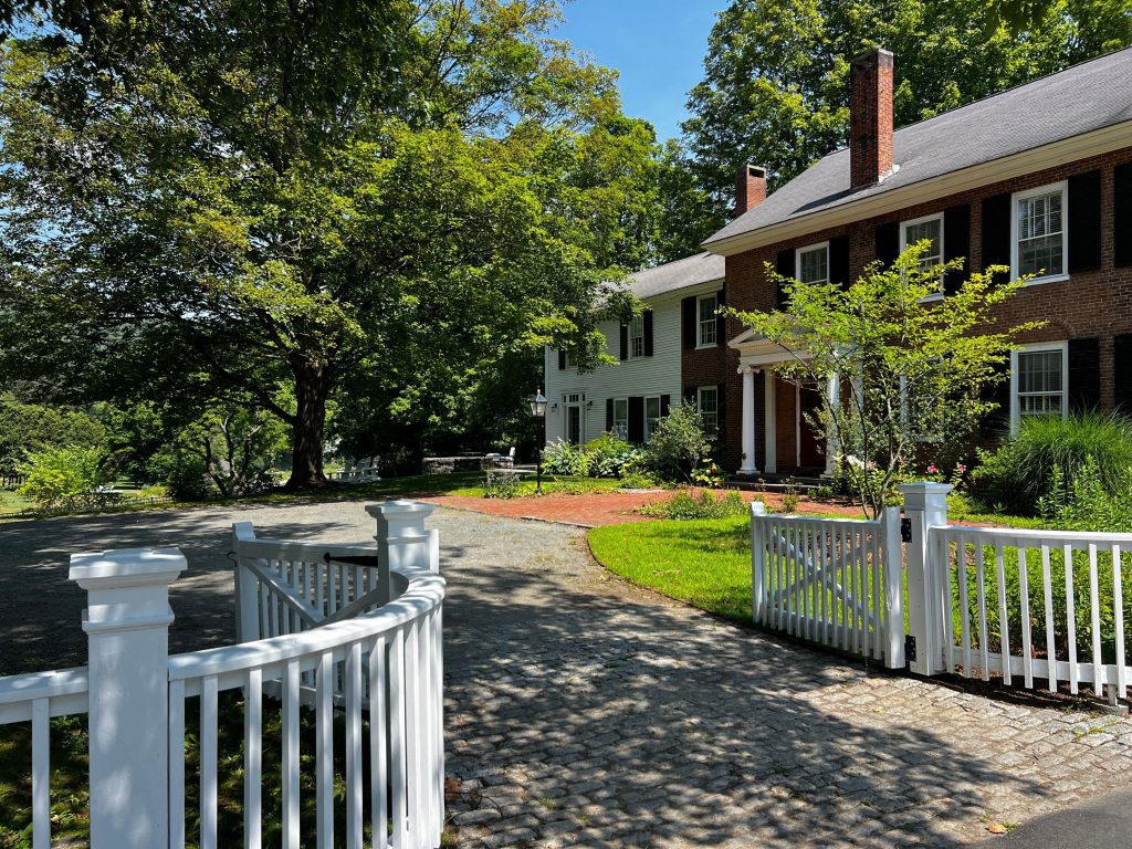 Arlington Gate