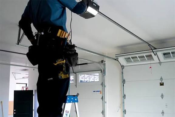 Arm Garage Doors Glendale CA