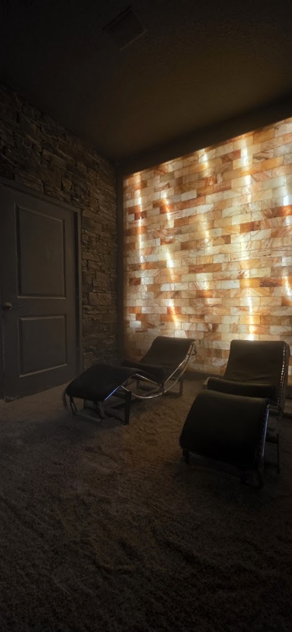 Pura Vida - A Well Labs + Medspa
