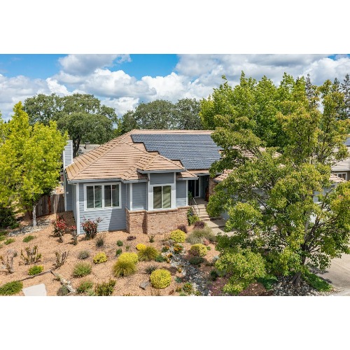 Straight Line Roofing & Construction