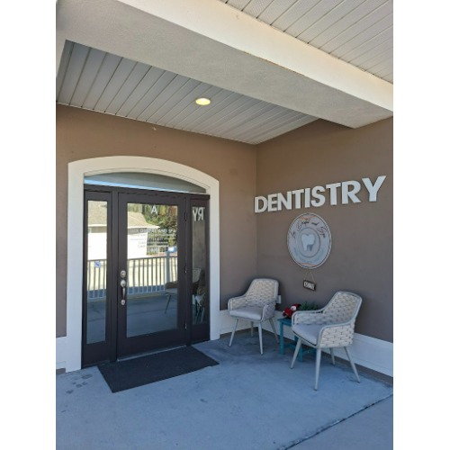 Lux Dental and Spa at Palm Harbor